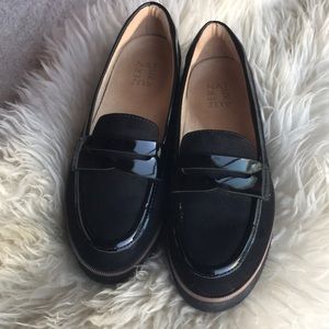 Naturalizer Zoren Lightweight Loafer Shoes
